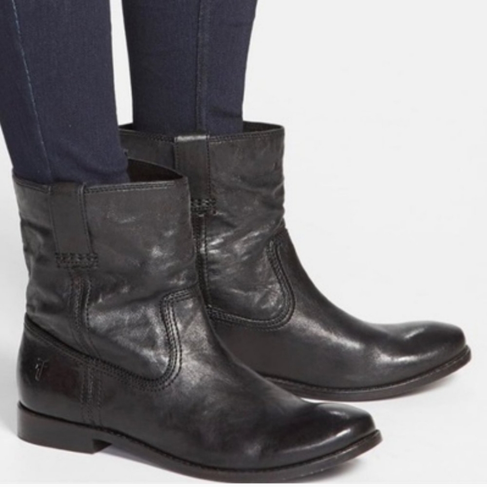 Frye Anna Short Black Leather Boots Size 9M
